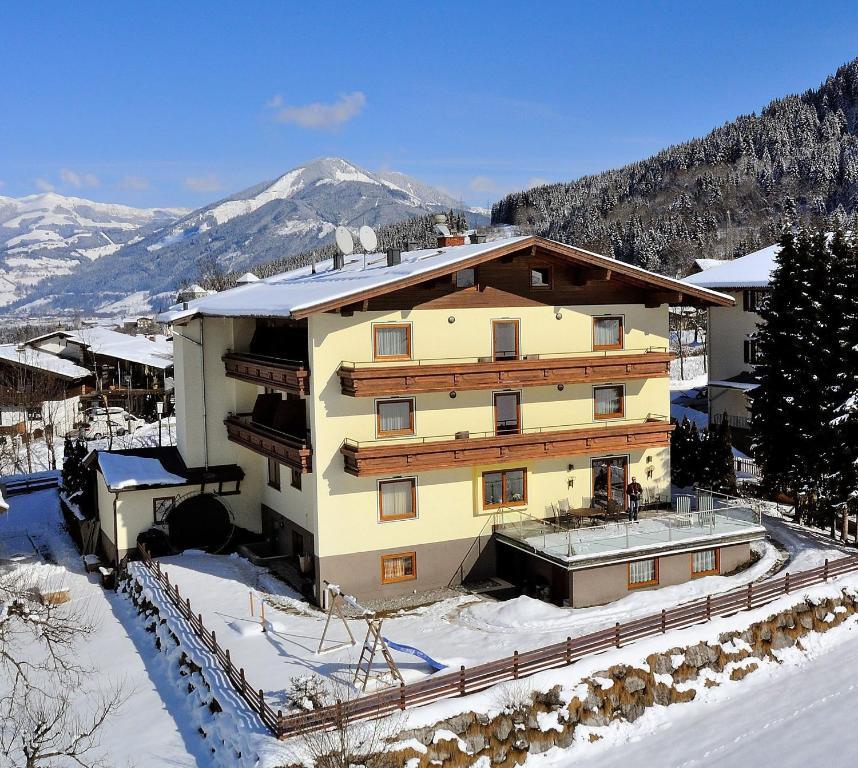 Hotel Panorama Kaprun Buitenkant foto