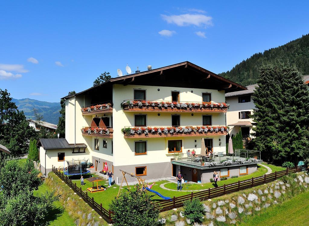 Hotel Panorama Kaprun Buitenkant foto